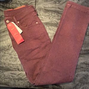 Women’s Levi’s Slim Jeans